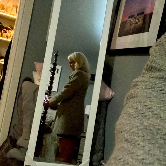 Beautiful Gray Jessica Simpson Coat - Picture 8 of 8